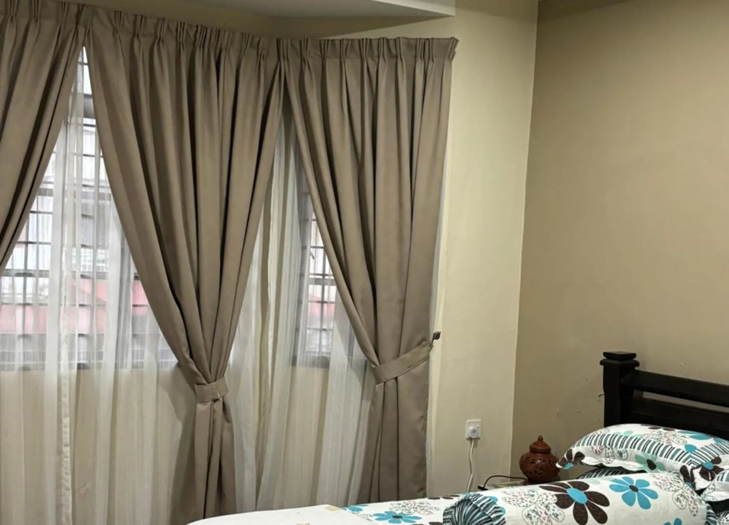 Homestay Hajrah ايبوه 0*,